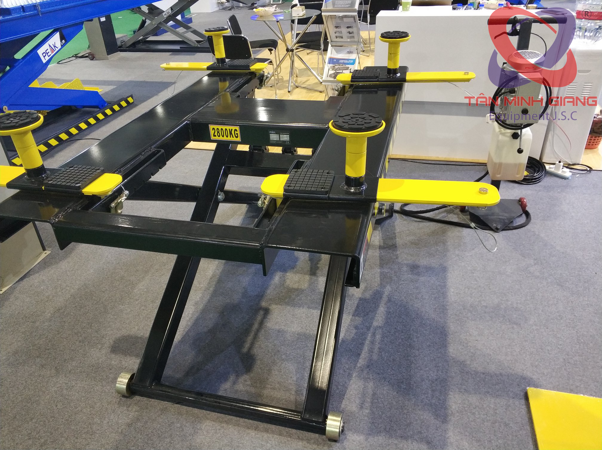 cầu nâng ô tô di động PEAK MR-06