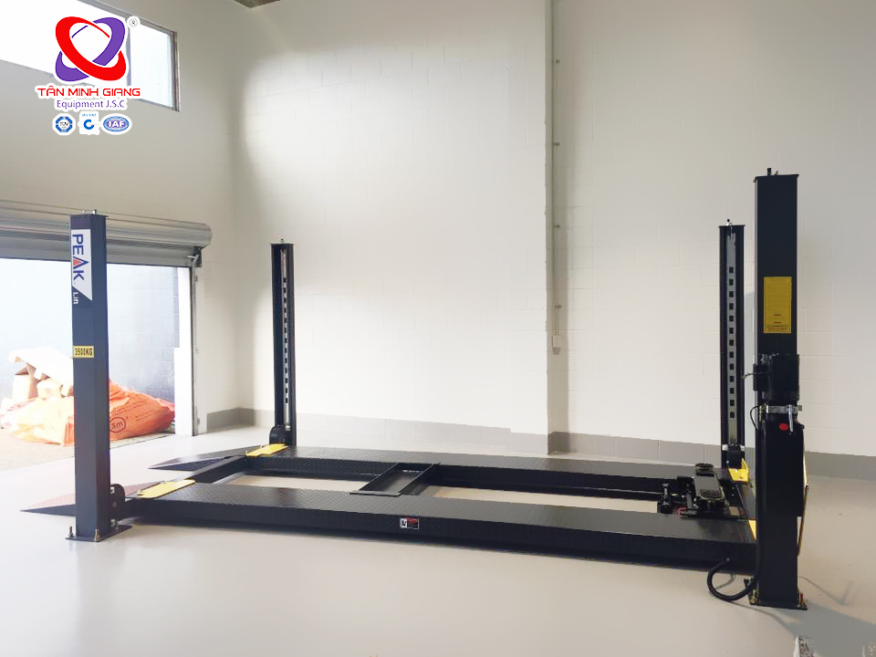 Cầu nâng 4 trụ xe tải